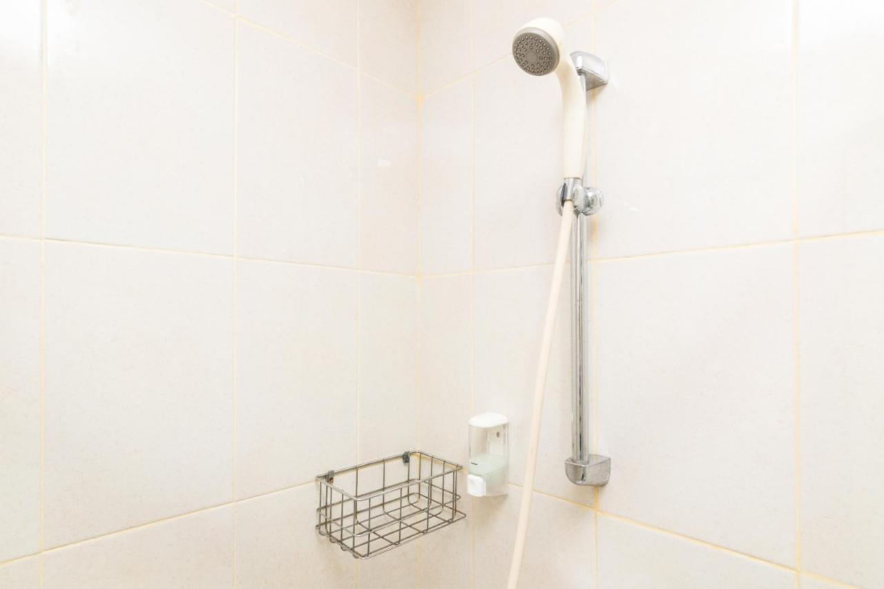 Vaccinated Staff - Oyo 1771 Zeke Hotel Batam エクステリア 写真